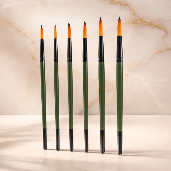 Round Paint Brushes in Taklon Hair