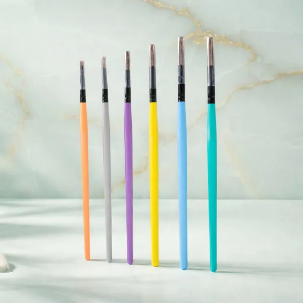 Round Paint Brushes in Imitation Hair