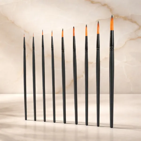 Round Paint Brushes in Taklon Hair