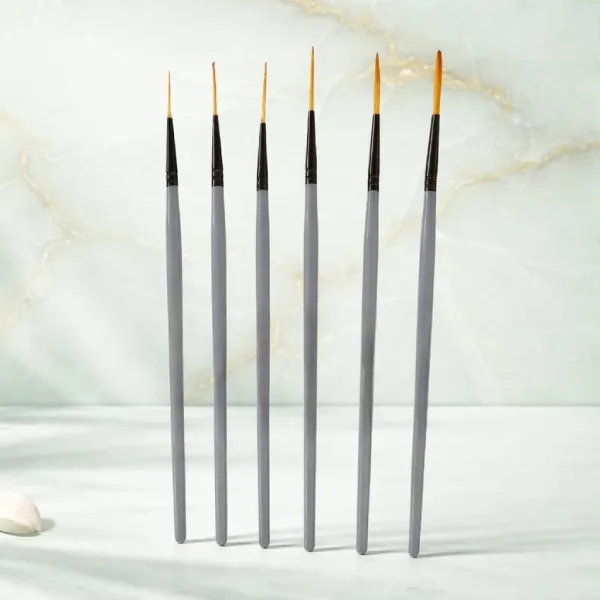 Round Paint Brushes in Taklon Hair