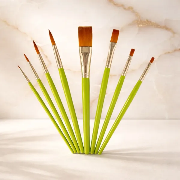 Round & Flat Paint Brush in Taklon Hair